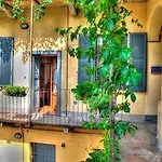 Alojamento de Acomodação e Pequeno-almoço Le Due Corti 3*