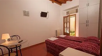 فندق مبيت وإفطار Le Due Corti 3*