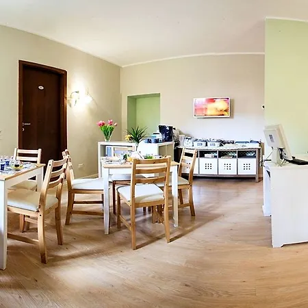 Le Due Corti فندق مبيت وإفطار 3*